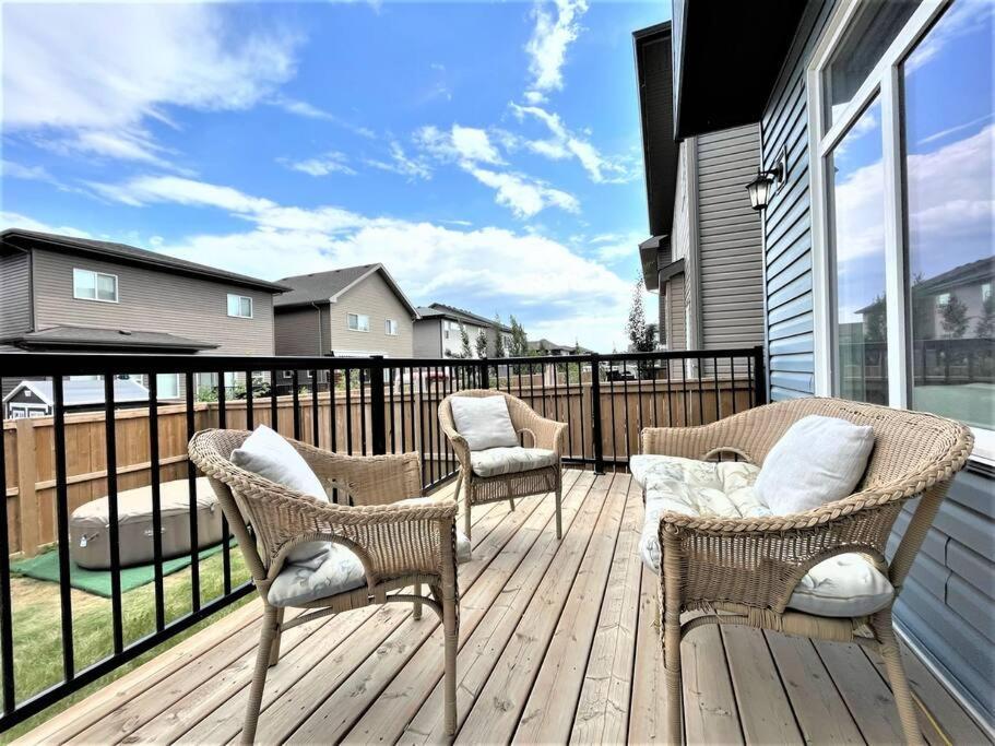 Willa Luxury Retreat For Large Groups Calgary Zewnętrze zdjęcie